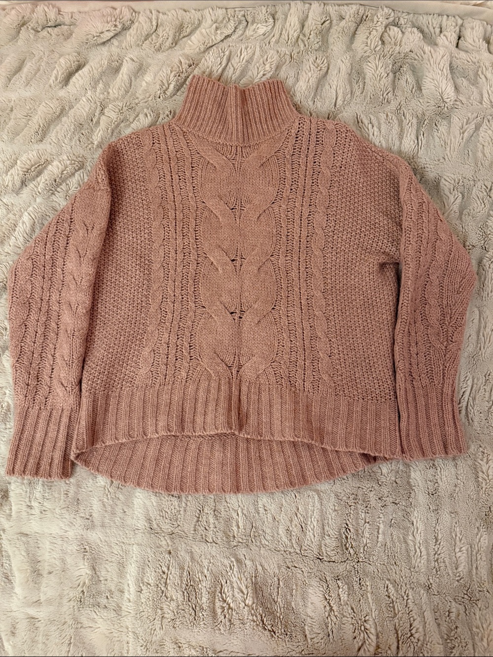 Sweater in a Dull Pink Color